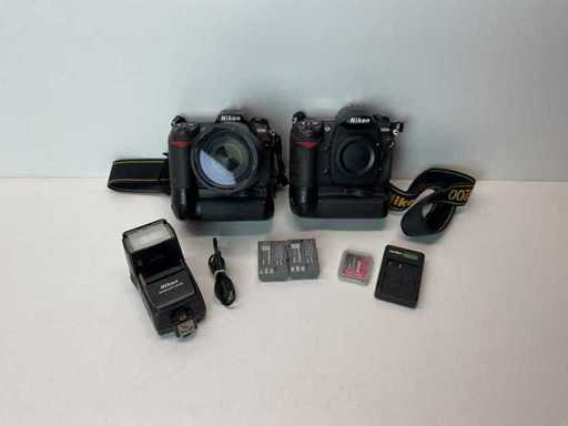 Nikon - MB-D200 - Aparat statyczny (2x)