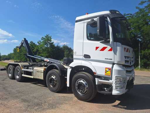 agricultural, earthmoving, logistics and transport equipment