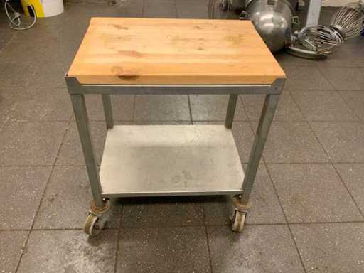 Mobile Kitchen Aid