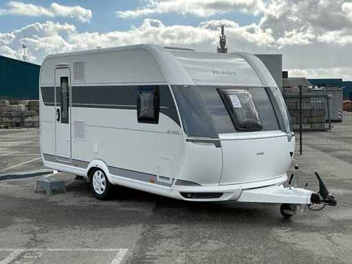 2023 Hobby De Luxe 400 SFE Mover Caravan