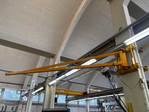 ABUS wall-mounted jib crane