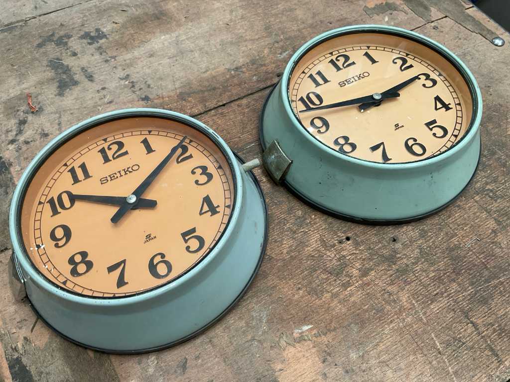 Seiko Vintage navy clock (2x)