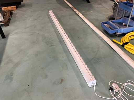 Celexon Elektrische Beamer scherm