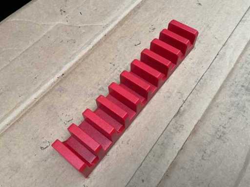 Tool holder magnetic