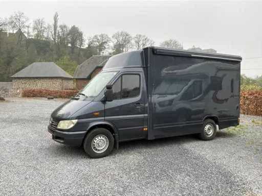 Commercial vehicles and trucks
