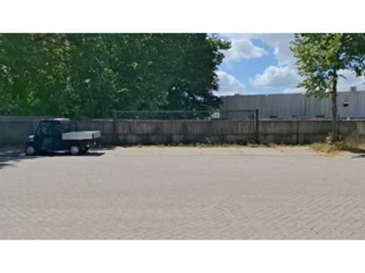 c9ecb9da-06c6-4eb0-a78f-71a82cd93033.mp4