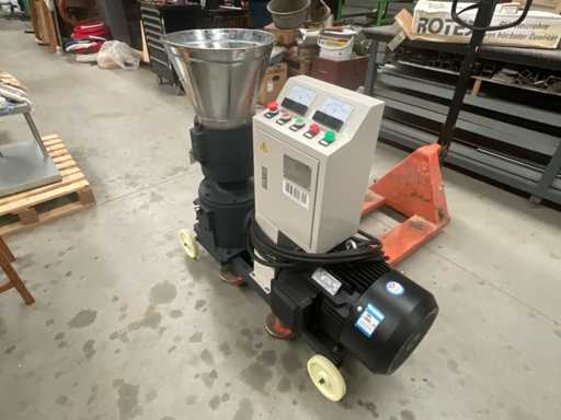 2018 Wiesenfield YX3-160M-4 Wiesenfield Pelletgranulator / Pelletpresse