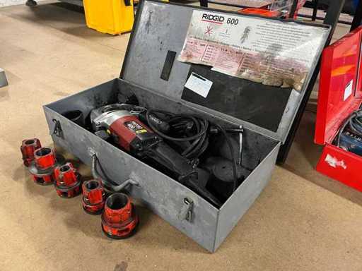 Ridgid - Model 600 - Maszyna do gwintowania z 5 głowicami gwintującymi