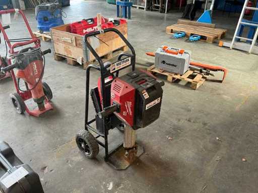 MILWAUKEE MXF DH 2528 H Demolition Hammer