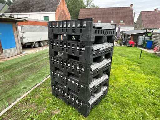 5x industriële kunststof stapelpallets met kunststof geleiderails