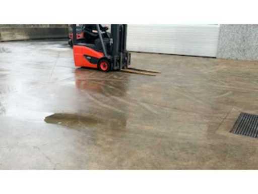 18dcaf46-7262-4f21-8703-3d8ea42af717.mp4