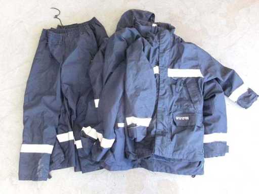 NL Impermeabile, FR, usato (R11) (27x)