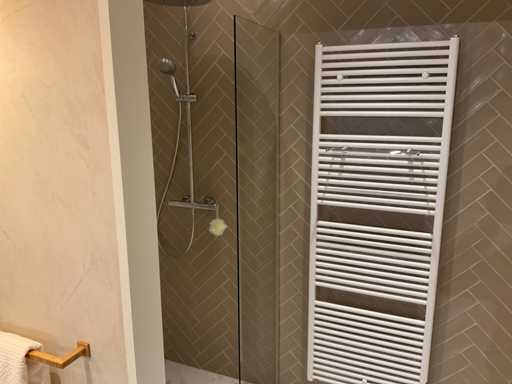 Xenz – Duschbereich 50 x 200 cm