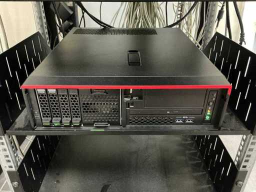 Fujitsu Primergy TX 1320 M4 Server