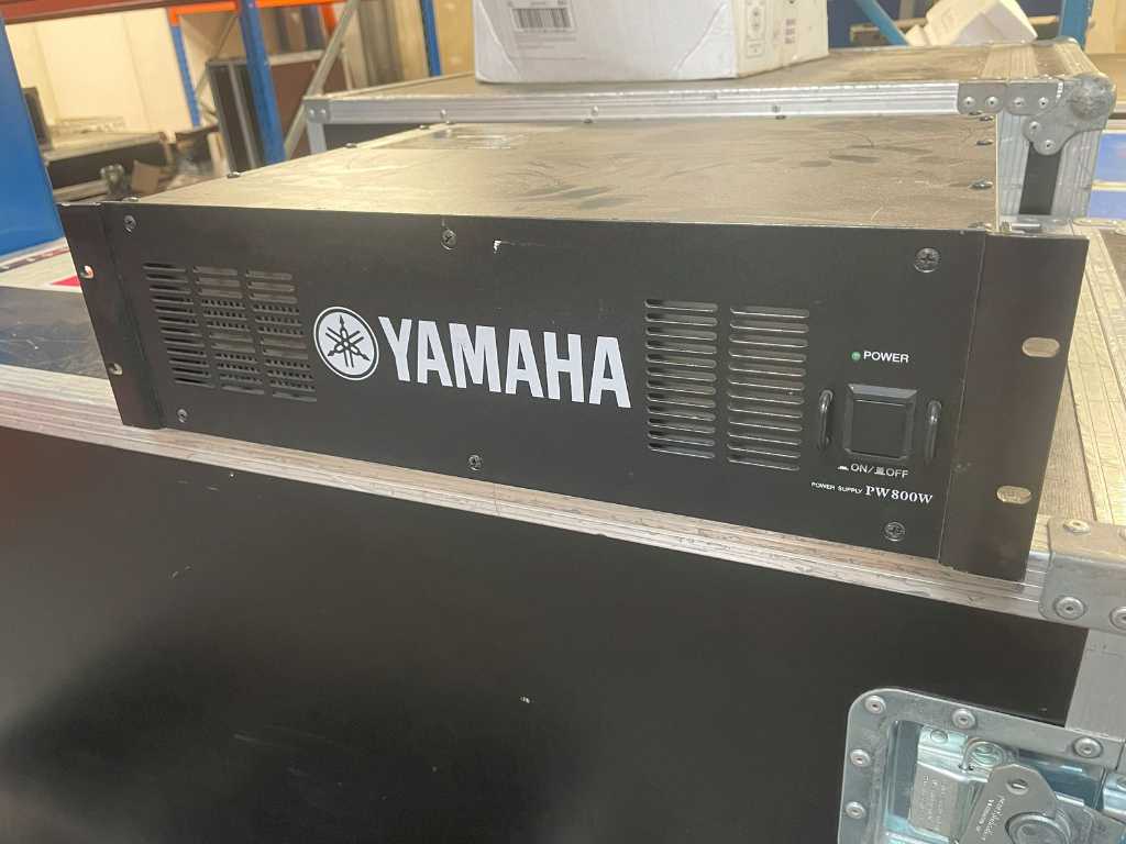 YAMAHA - PW800W - Voeding