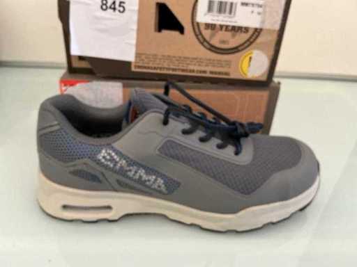 Emma, Size 45 Safety Shoes (2x)