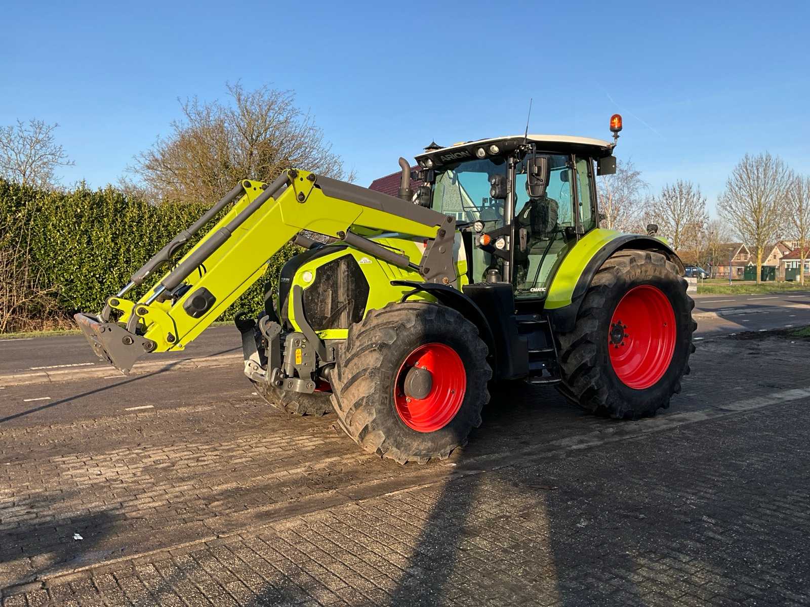 2016 Claas 650 Arion / CMATIC All-Wheel Drive Farm Tractor