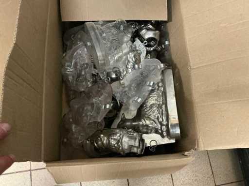 Partia różnych form czekoladowych