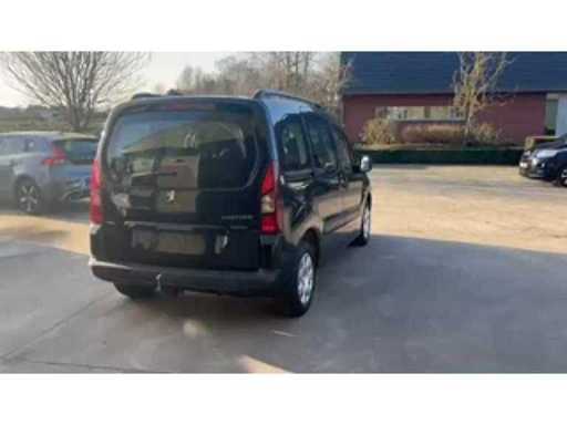 5fa9e07d-2155-4e0a-b5a7-e8ef9e84cb61.mp4