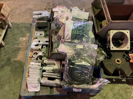 Partij landbouwmachine onderdelen