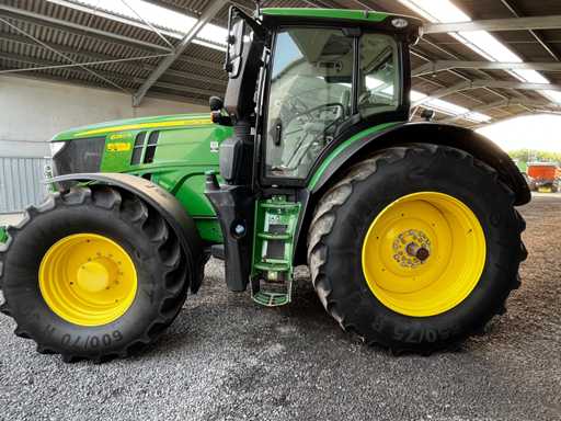 John Deere - 6250R - 4-Wheel Drive Tractor - 2017
