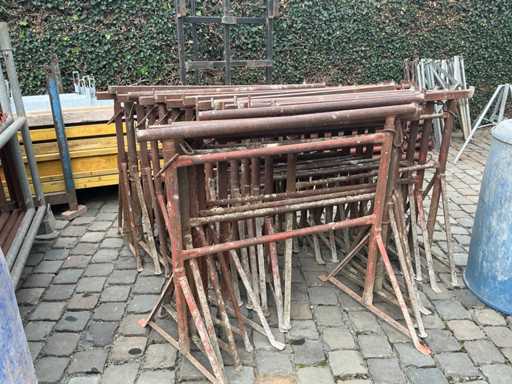 Masonry trestles (19x)