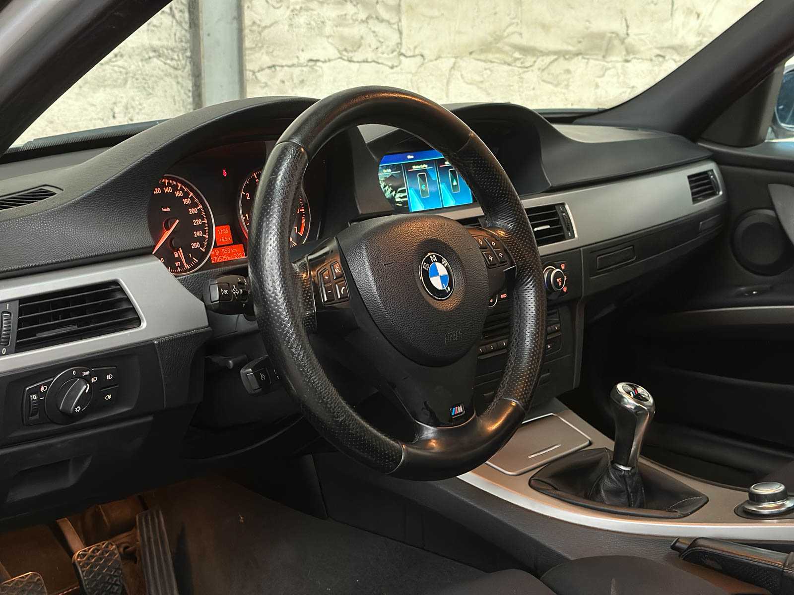 BMW 318i Business Line 3er-Serie 143 PS 2008, 73-GLH-6