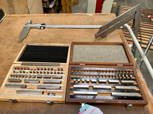   Items End Measure Box
