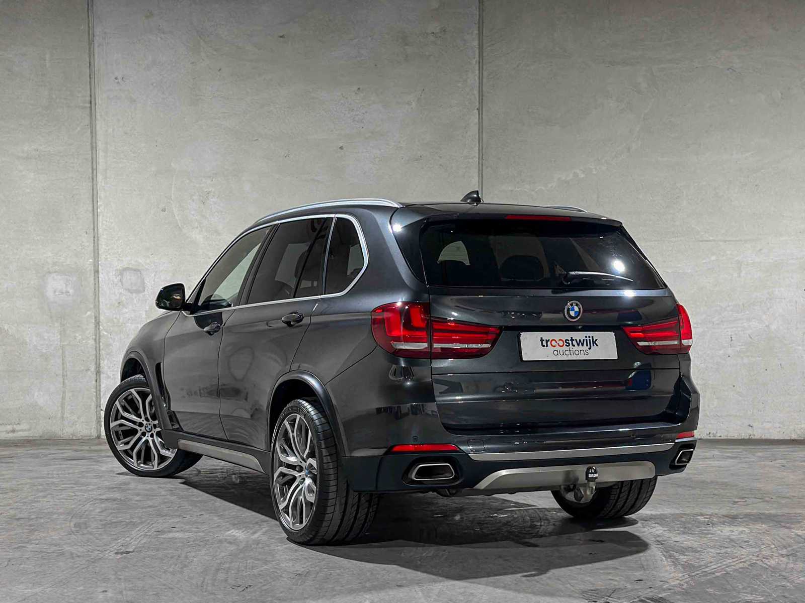 BMW X5 xDrive40d High Executive 313pk 2015, 4-ZGF-08