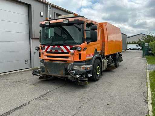 2009 Scania P340 Veegwagen