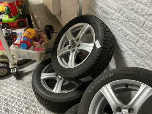 Pneumatico Vredestein