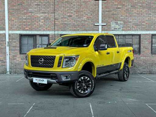 Nissan Titan PRO-4X 5.6 V8 396pk 2018