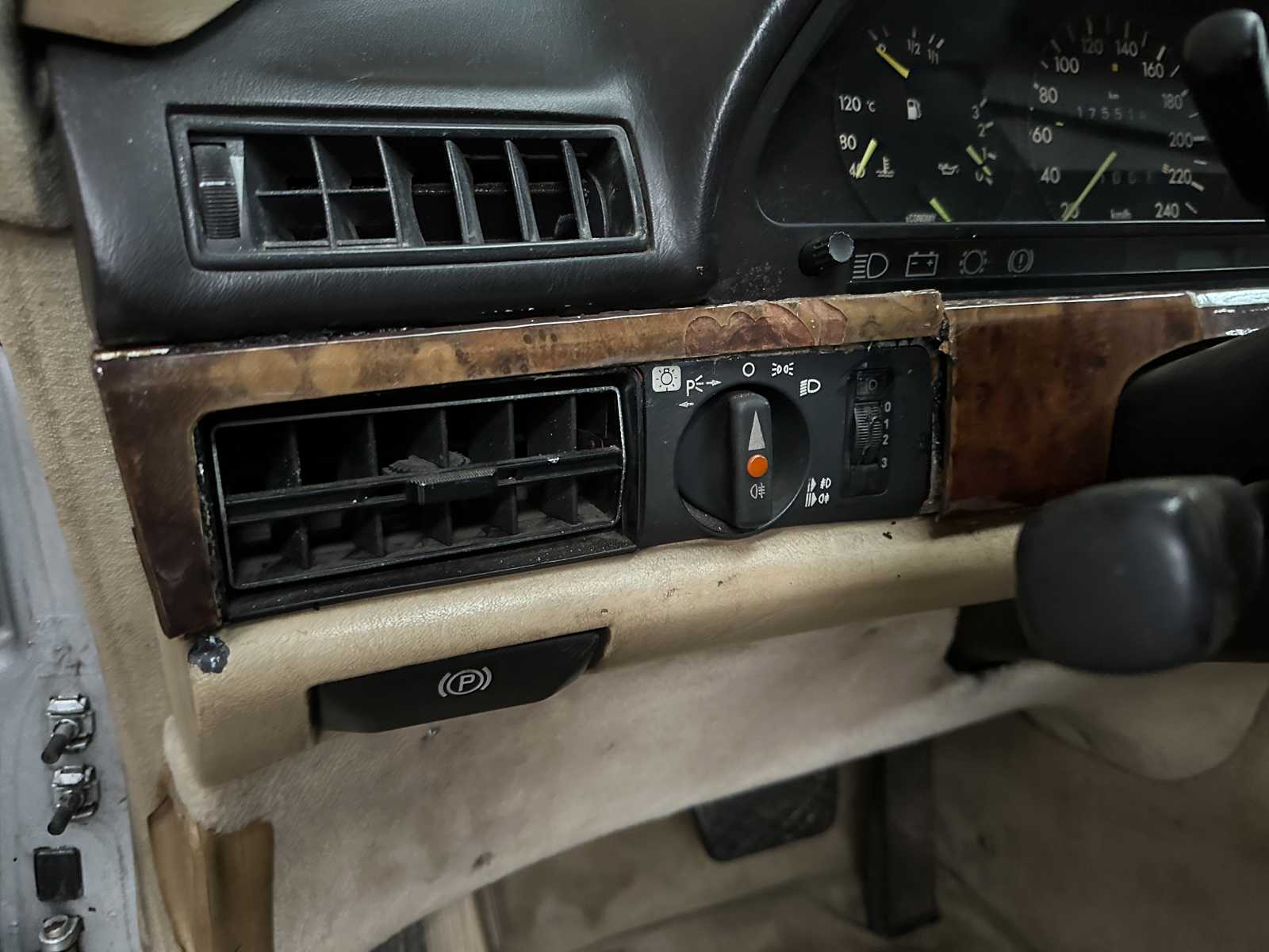 Mercedes-Benz 500 SEC 5.0 V8 245pk 1985 W126