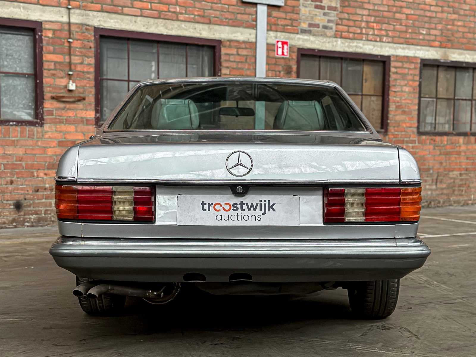 Mercedes-Benz 500 SEC 5.0 V8 245pk 1985 W126