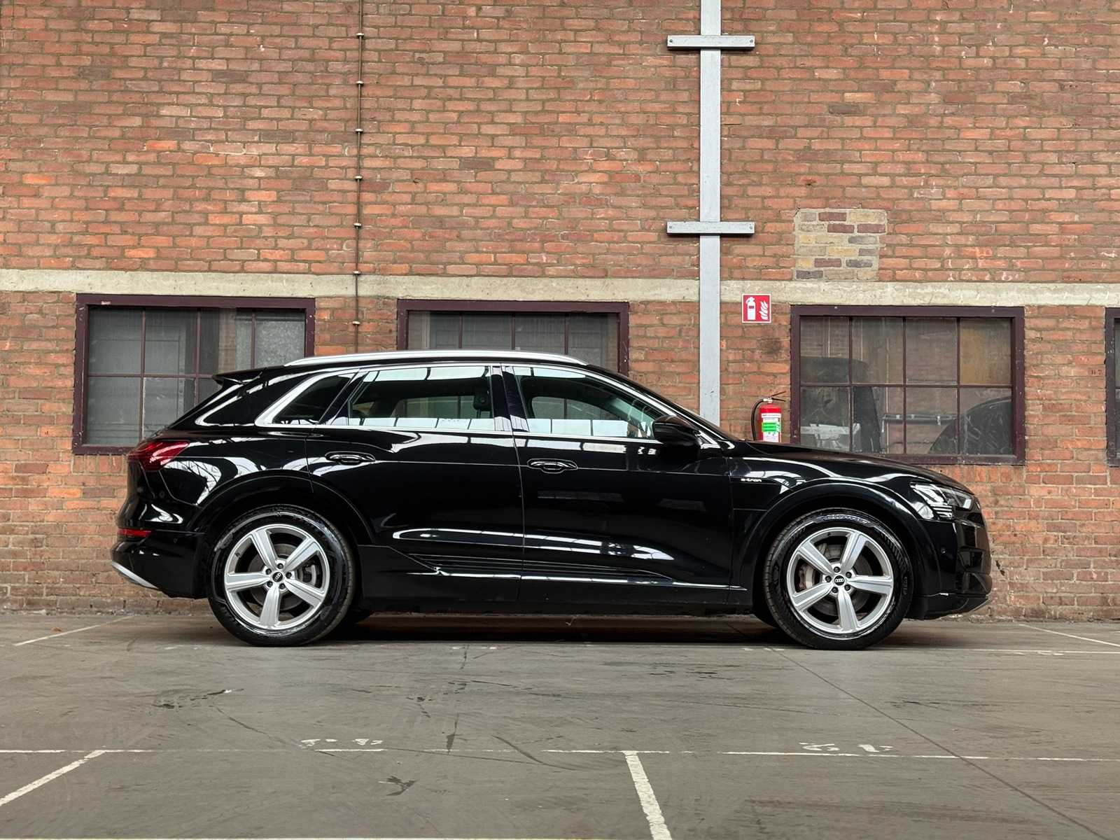 Audi e-tron 50 Quattro Business Edition 71 kWh 313pk 2020, K-422-JJ