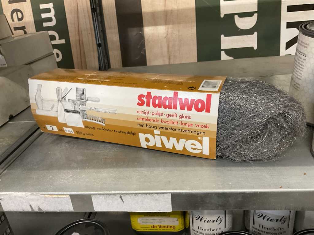 Steel wool nr 2 (55x)