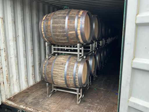 Single Grain Whisky (17 barrels, 3,413 litres, aged for 6 years)