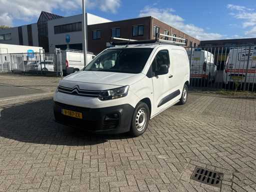 Citroen - Berlingo - Automatik - 1.5 Blue HDI Club - Nutzfahrzeug