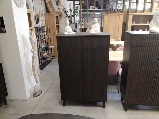 Armoire en chêne massif