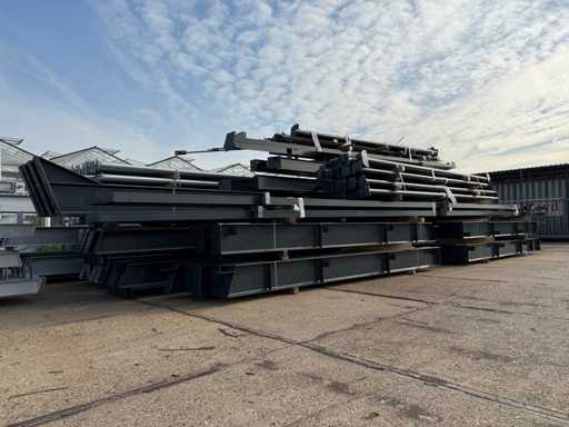 Steel structures and industrial halls