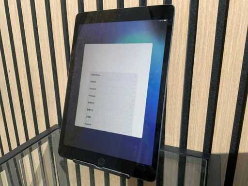 Apple iPad 8. Generation 32 GB Wi-Fi Space Gray