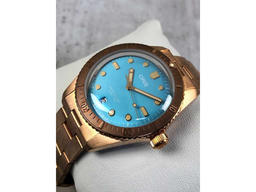 Oris Divers Sixty-Five Cotton Candy Bronze Automatic 01 733 7771 3155-07 8 19 15 Men's Watch