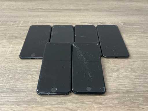 Apple Iphone SE (2nd gen) / 7 Mobile Phone (6x)