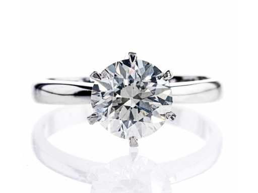 Gorgeous Luxury Solitaire Ring Natural Diamond 2.01 carat