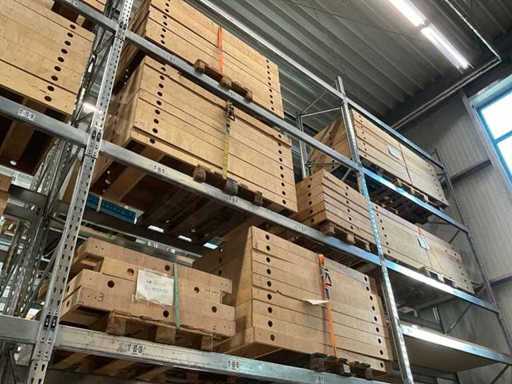 Sistema di costruzione espositiva: 70 x struttura murale a telaio, materiale a base di legno // spessore 120mm // varie dimensioni