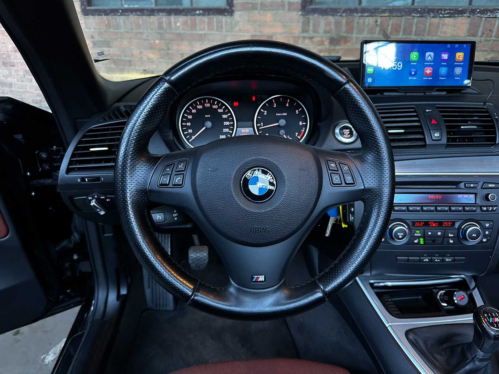 BMW 118i Cabrio High Executive 1-serie 143pk 2011, L-752-XS