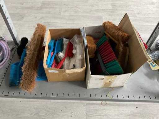 Balais et pelles à poussière batch