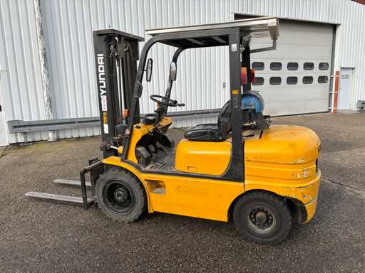 Hyundai - HLF 30 II - Stackers - 2001