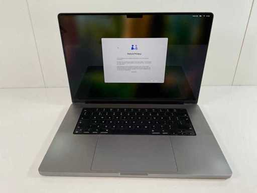 Apple MacBook Pro 16”, Apple M1 Max, 32 GB RAM, 1 TB NVMe Laptop
