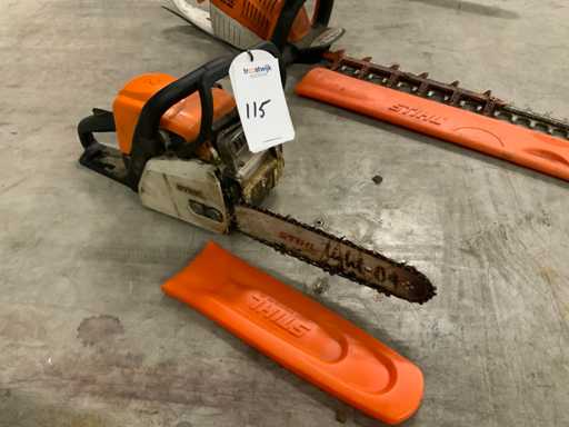 2022 Stihl MS 180 Chainsaw